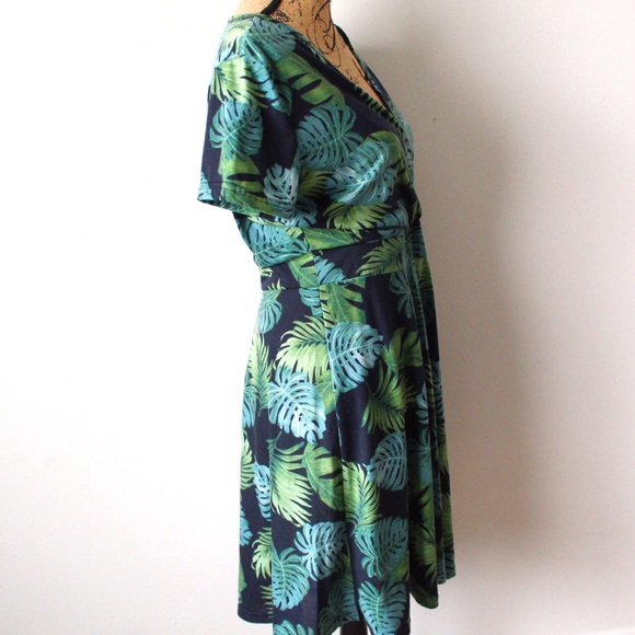 MS Basic Large Casual Green Short Sleeve Tropical Print Wrap Midi Dress - Picture 3 of 7